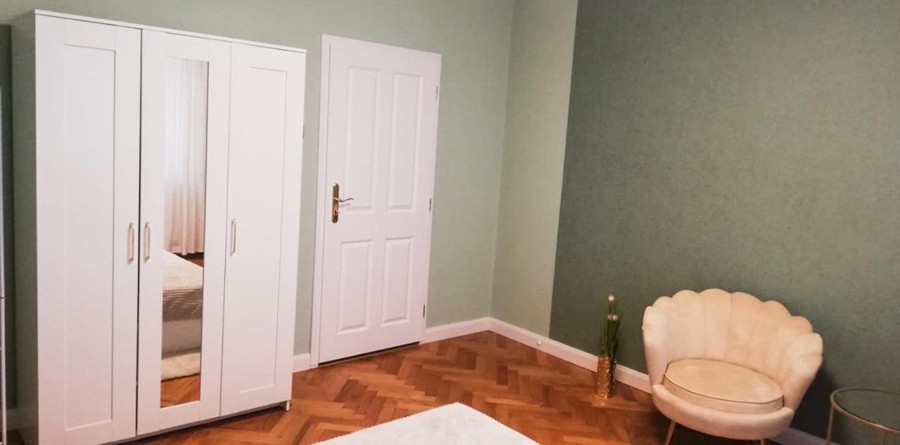New Oldtown Apartment Near St Martin Cathedral, Ac, Balcony ブラチスラヴァ エクステリア 写真